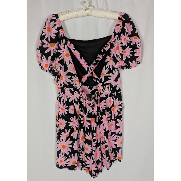 Lily Rose Romper XL Junior's Black Floral Cross Back Short Sleeve Mod Print - Picture 7 of 9
